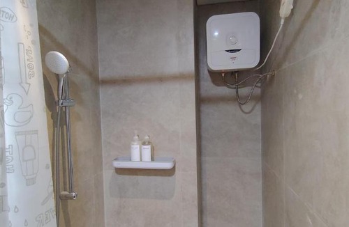Batam Apartment | Pollux High Rise Apartments at Batam Center with Netflix by MESA