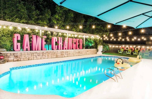 Casselberry House | Pool, Hot Tub, Massage Chair, Golf, & Music Vibes!
