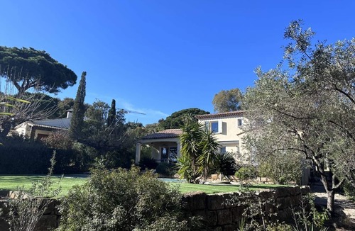 Plage de la Garonnette House | Pool villa for 8 people Domaine du Saut du Loup