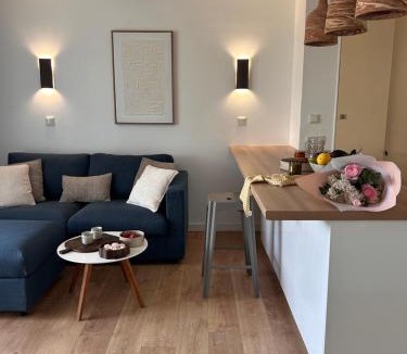 Antibes City Centre Apartment | Port Vauban - 6pers - terrasse - parking