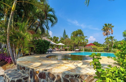 Dencarik Villa | Private Beach front Villa 12p: Accomplish your body and soul!