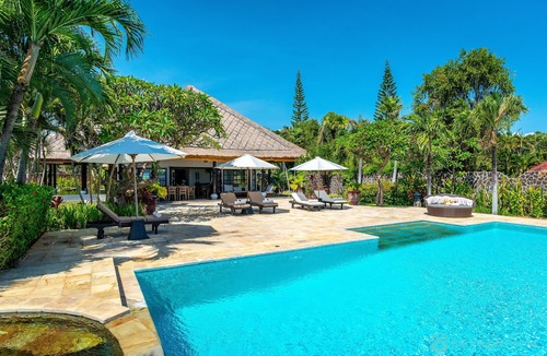 Dencarik Villa | Private Beach front Villa 12p: Accomplish your body and soul!