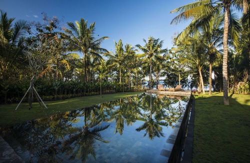Melaya Villa | Private beachfront Villas with private pool and huge garden