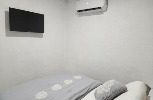 Forest City Apartment | Private Efficiency