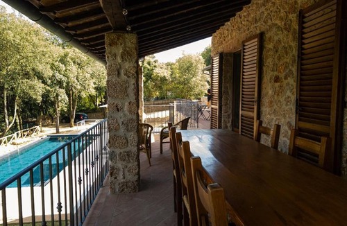 Monteriggioni Villa | Private Villa with a Beautiful Pool near Siena