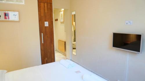 Cannes Apartment | Proche Croisette, Studio Cosy by Palmazur