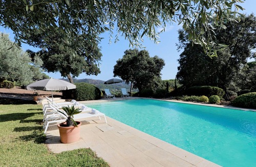 La Croix-Valmer House | PROMO A totally unspoilt corner of paradise on the Saint Tropez peninsula