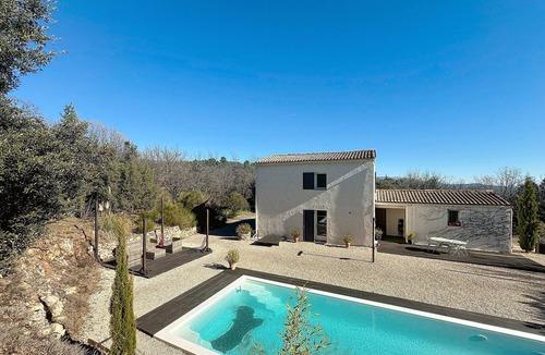 Fayence House | Provencal Villa with Private Pool and Large Garden in Mons