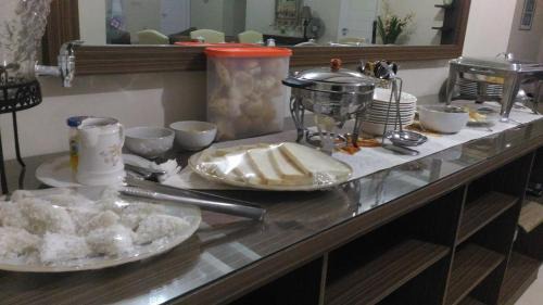 Tanah Datar Bed & Breakfast | Puri Ratna Joewita