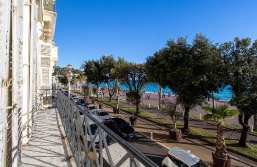 Old Town Apartment | QUAI PROMENADE Brand-new! In front of the sea next to the old town