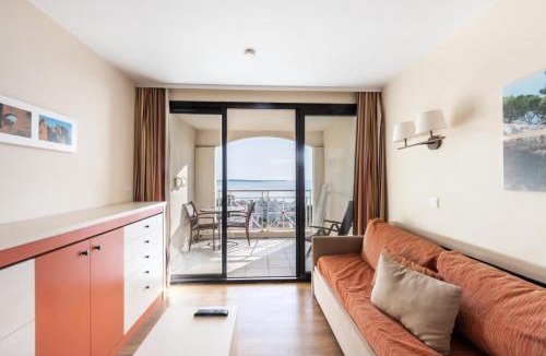 La Croix des Gardes Apartment | Résidence Cannes Villa Francia - maeva Home - Appartement 2 Pièces 4 Personnes - Budget MAE-6120