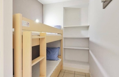 Saint-Laurent-du-Var Apartment | Résidence Pierre & Vacances Héliotel Marine - Apartment for 6 people - 1 bedroom + 1 sleeping area - Air conditioning