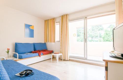 La Croix des Gardes Hotel | Résidence Villa Livia