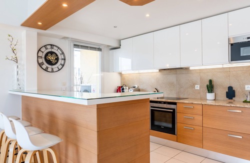 Prado - Republique Apartment | RARE! 120m² ROOFTOP 5-minute walk to downtown