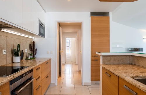 Prado - Republique Apartment | RARE! 120m² ROOFTOP 5-minute walk to downtown