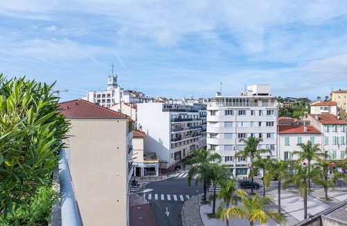 Prado - Republique Apartment | RARE! 120m² ROOFTOP 5-minute walk to downtown