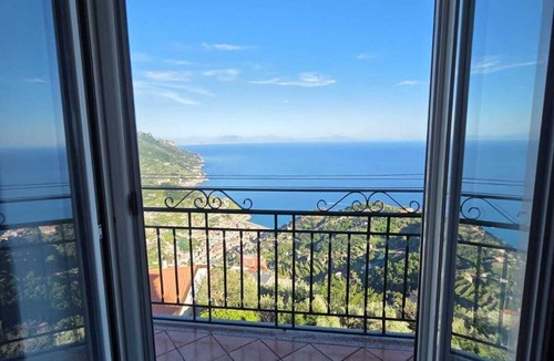 Ravello Apartment | Ravello between sky and sea Apartment for couples with sea view