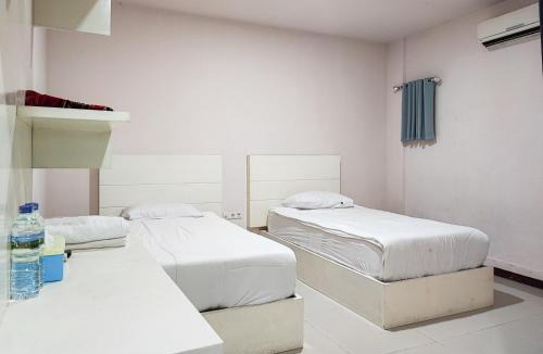 Sungai Penuh Hotel | RedDoorz @ Arafah Hotel 2 Sungai Penuh Kerinci