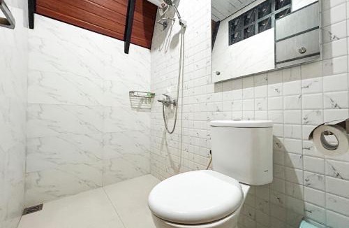 Rendeh House | RedDoorz at Green Garden Jatigede Sumedang