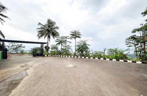 Rendeh House | RedDoorz at Green Garden Jatigede Sumedang