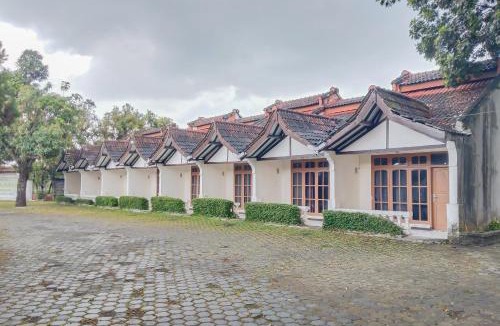 Tasikmalaya Hotel | RedDoorz at Hotel Padjajaran Tasikmalaya