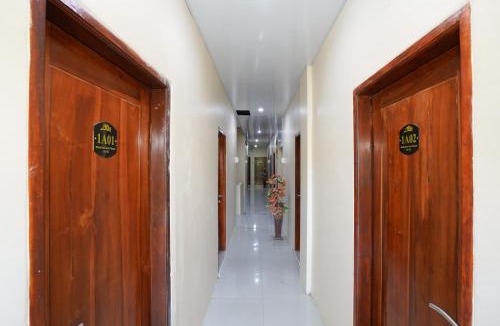 Surabaya House | RedDoorz at Medokan Rungkut Surabaya