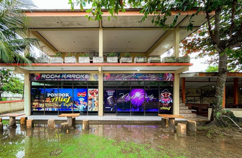 Ujung Genteng Hotel | RedDoorz at Pondok Alief near Pantai Ujung Genteng 3