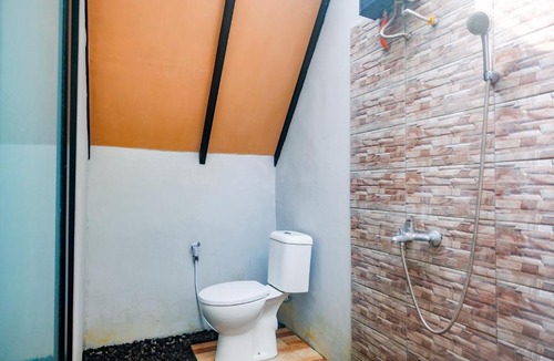 Pakem Hotel | RedDoorz at Pondok Palma Villa