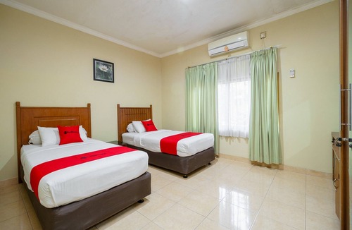 Lahat Hotel | RedDoorz @ Jalan Lintas Sumatera Lahat