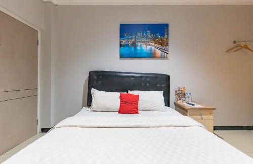 Baranangsiang House | RedDoorz near Botani Square Mall