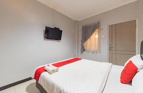 Baranangsiang House | RedDoorz near Botani Square Mall