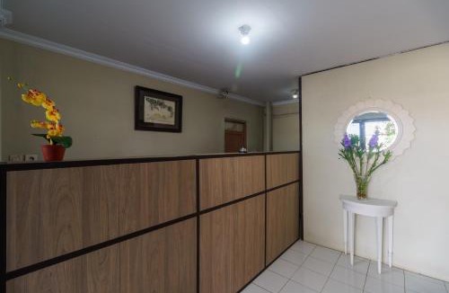 Karawang House | RedDoorz near Cikampek Mall Karawang