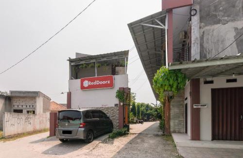 Serang Hotel | RedDoorz near FKIP UNTIRTA Serang