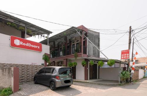 Serang Hotel | RedDoorz near FKIP UNTIRTA Serang