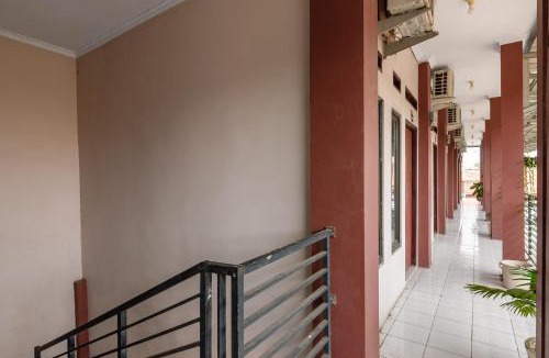 Serang Hotel | RedDoorz near FKIP UNTIRTA Serang