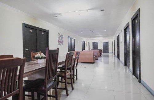 Sunter House | RedDoorz near ITC Cempaka Mas