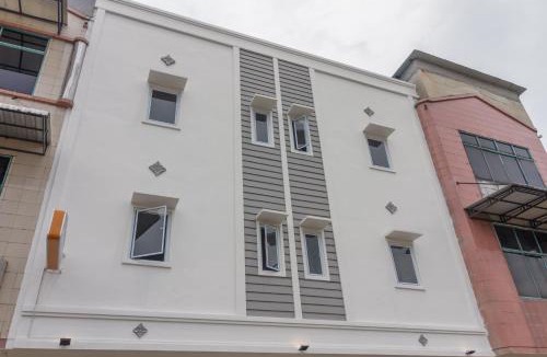 Pekanbaru House | RedDoorz near Mall SKA Pekanbaru