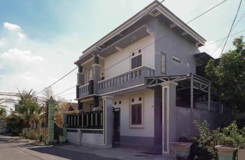 Nganjuk Hotel | RedDoorz near RSUD Nganjuk