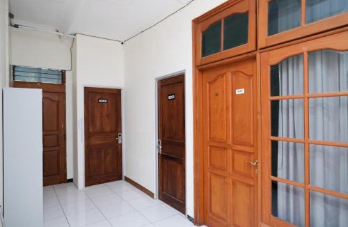 Magelang Hotel | RedDoorz near RSUD Tidar Magelang