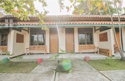 Pelabuhan Ratu Hotel | RedDoorz @ Pantai Pelabuhan Ratu 2