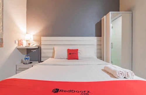 Astana Anyar House | RedDoorz Plus near Asia Afrika 3