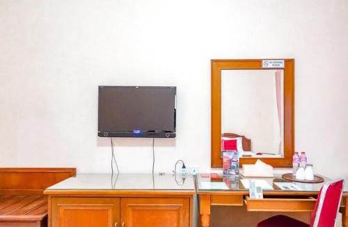 Klojen House | RedDoorz Plus near Brawijaya Museum