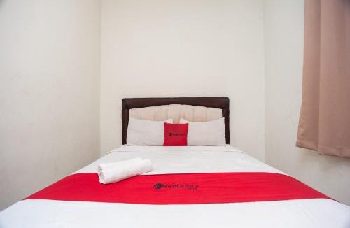 Bogor Tengah House | RedDoorz Plus near RS PMI Bogor