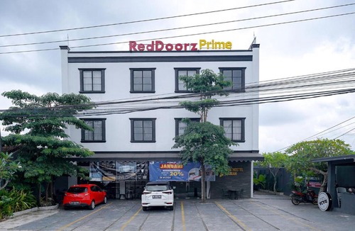 Rajabasa Hotel | RedDoorz Premium at Raja Hostel Syariah