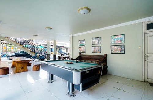 Jambelaer Hotel | RedDoorz Resort at ISTC Sukabumi