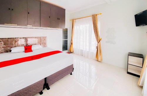 Bukittinggi Hotel | RedDoorz Syariah at GCL Bukittinggi