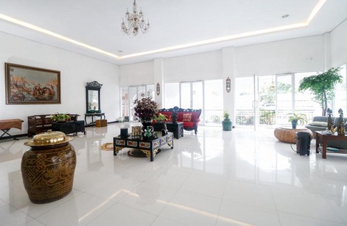 Bandar Lampung House | RedDoorz Syariah At Lampung Walk