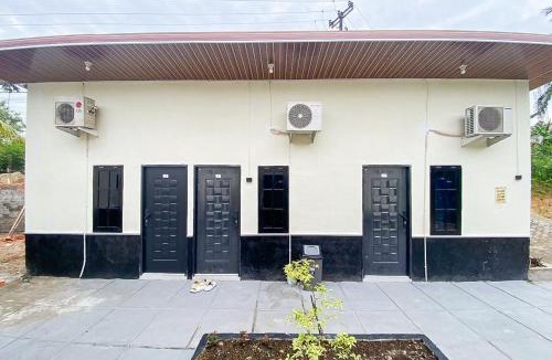 Jambi Hotel | Reddoorz Syariah at Sadulur Pematang Sulur Jambi