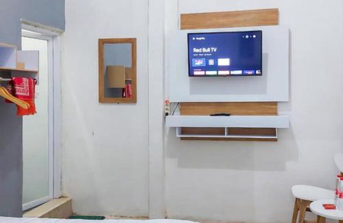 Kajen Hotel | RedDoorz Syariah near Alun Alun Kajen