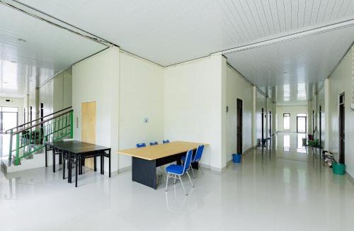 Rajabasa Hotel | RedDoorz Syariah near Institut Teknologi Sumatera ITERA Lampung